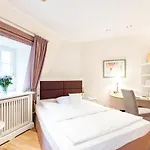 Hotel Waldhaus 5*