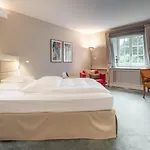 Waldhaus Hotel 5*