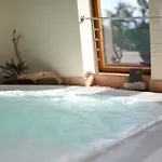 발트하우스 레인벡 5*