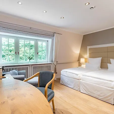 Hotel Waldhaus 5*