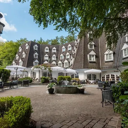 Hotel Waldhaus 5*