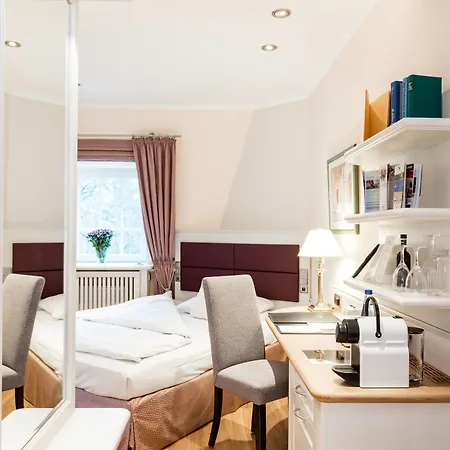 Szálloda Waldhaus 5*