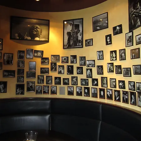 Ξενοδοχείο Waldhaus 5*