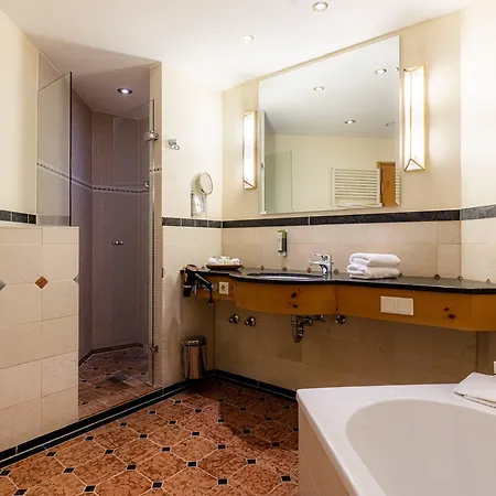 Ξενοδοχείο Waldhaus