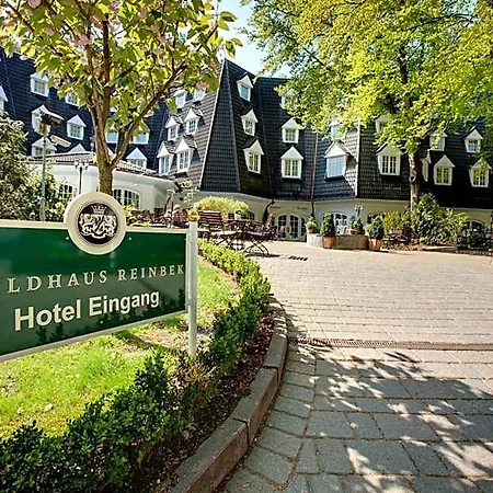 Waldhaus Szálloda