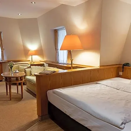 Otel Waldhaus 5*