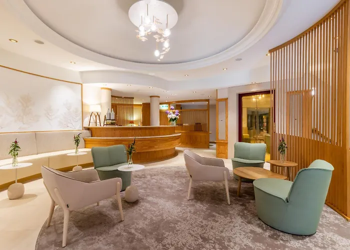 Ξενοδοχείο Waldhaus 5*